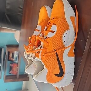 Nike Lady Vol Team Issue PG6, game worn by Jordan Horston, no autograph